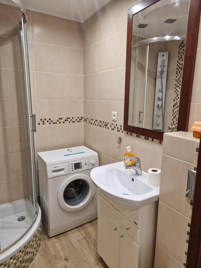 Przymorze, Park I Czas Nad Zatoka - Doskonale Miejsce Na Wygodny I Udany Urlop W Trojmiescie Apartment Gdansk Luaran gambar